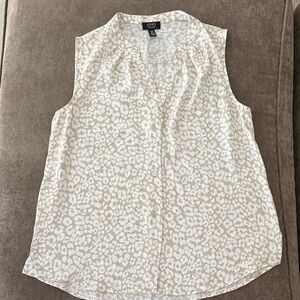 Jones New York Cream Animal Print Sleeveless Blouse